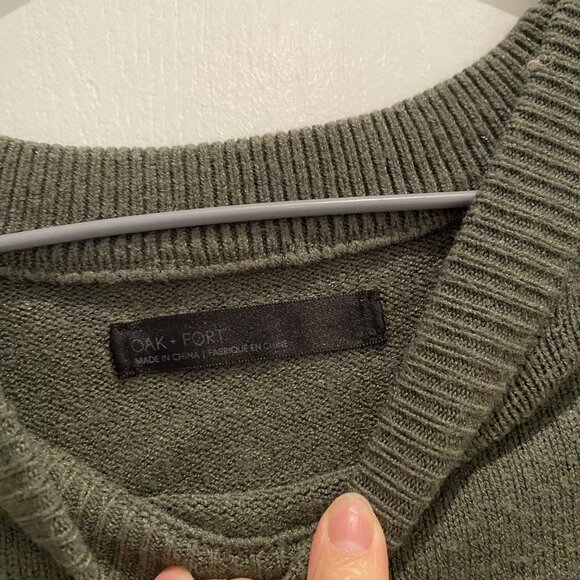 Oak + Fort Forest Green Embroidered Knit Sweater Size Medium - Picture 2 of 2